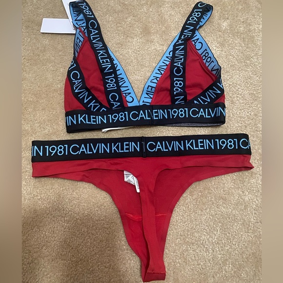 Calvin Klein set - Picture 3 of 3